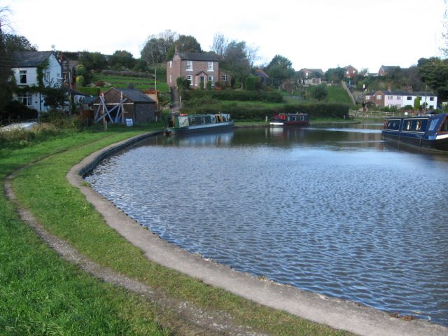 Trent and Mersey Canon near Barnton