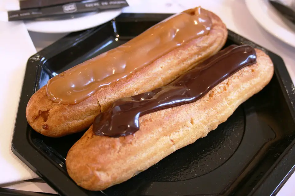 Eclairs